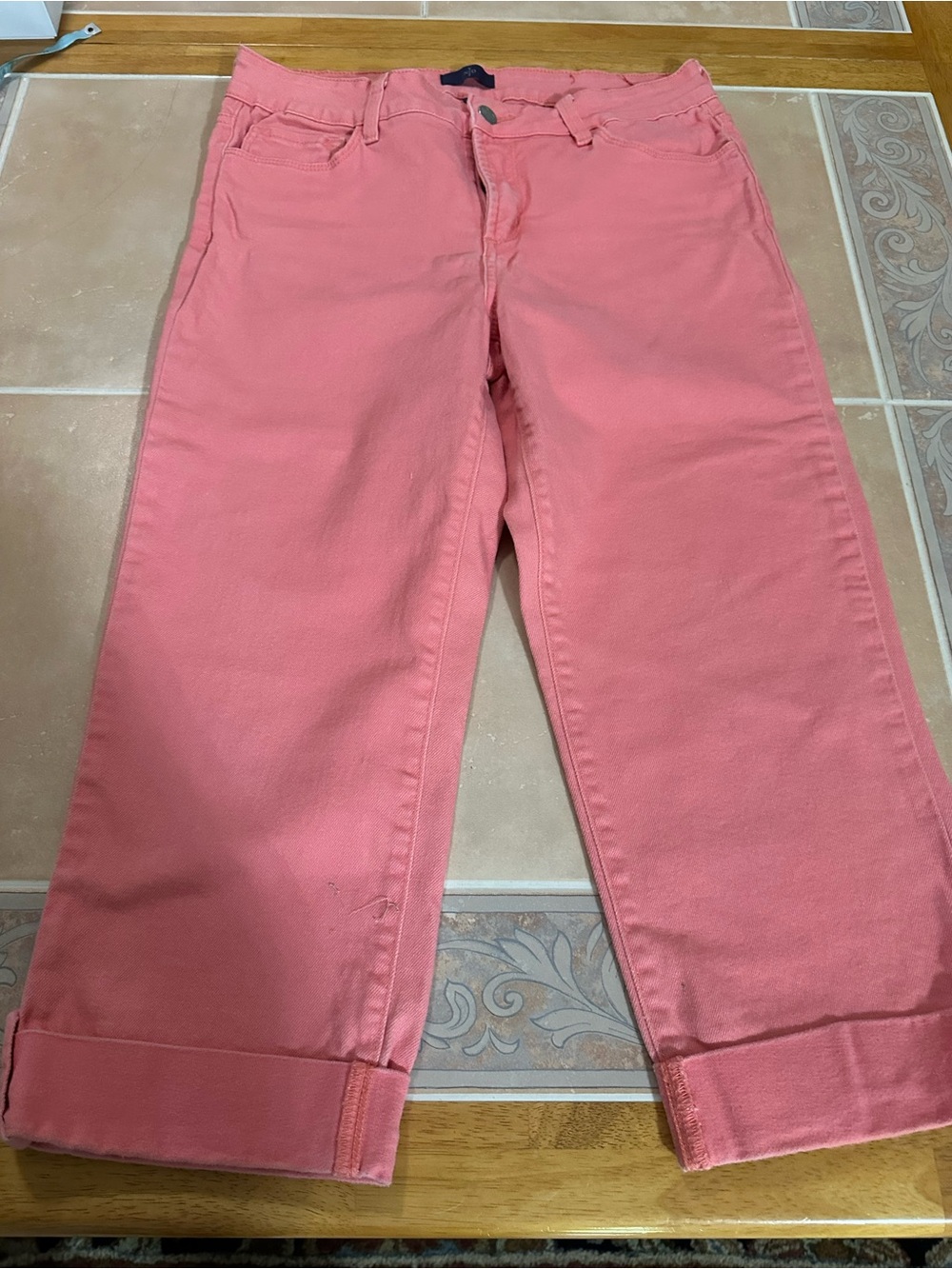 Women’s Pink Cropped Straight-Leg Jeans
